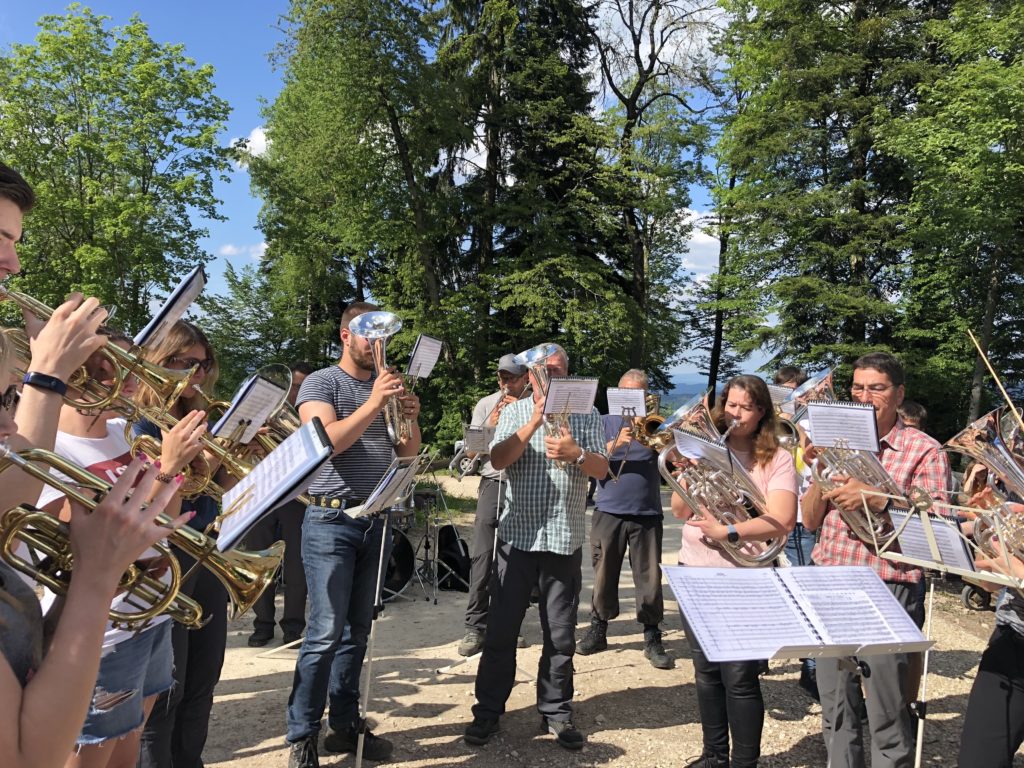 Brass Band Erschwil mit musikalischem Intermezzo